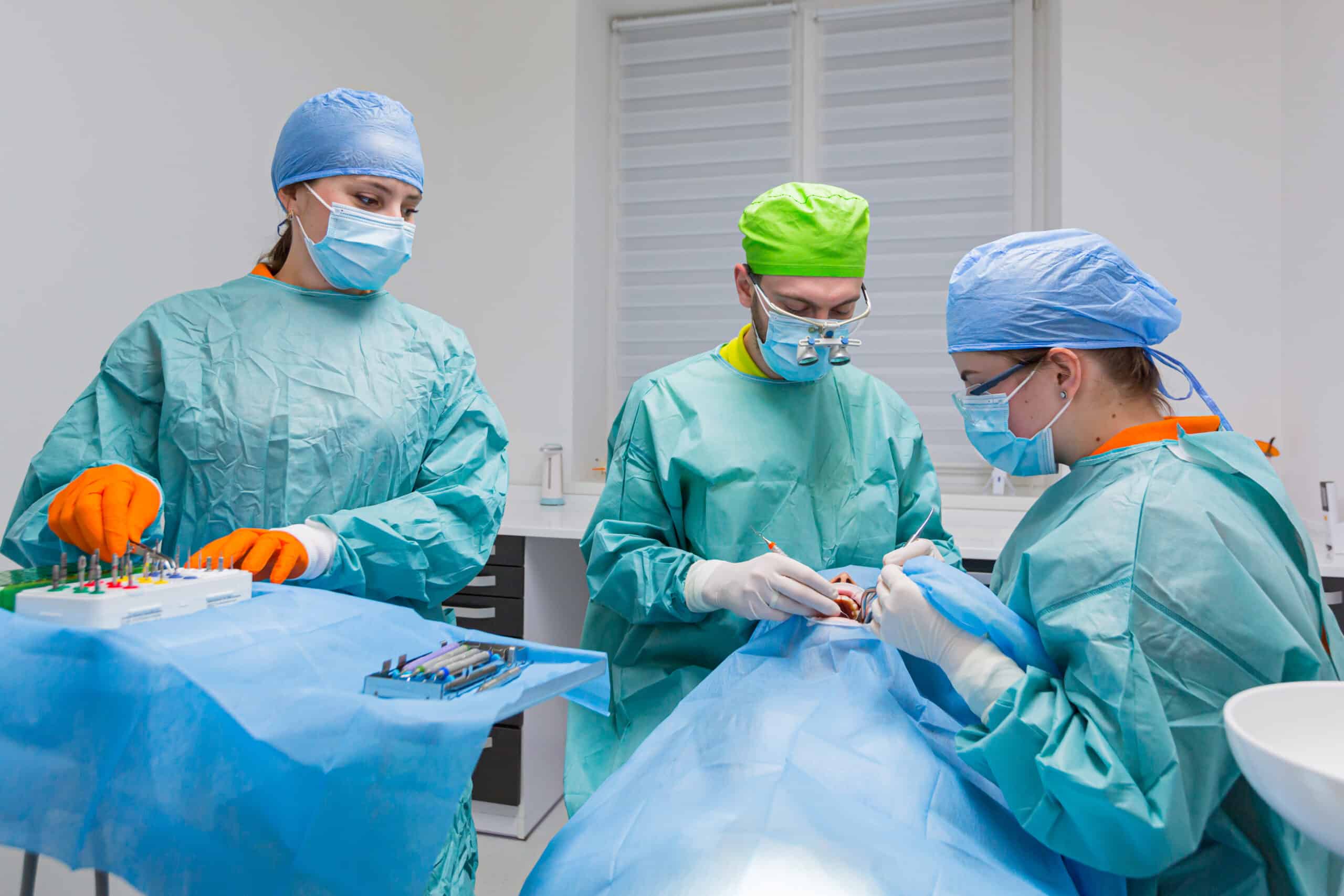 Oral Surgeon Flushing